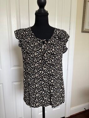 Old Navy Black and Cream Animal Print Flutter-Sleeve Blouse